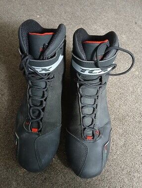 TCX Mens Black High-Top Lace-Up Boots with Red Accents
